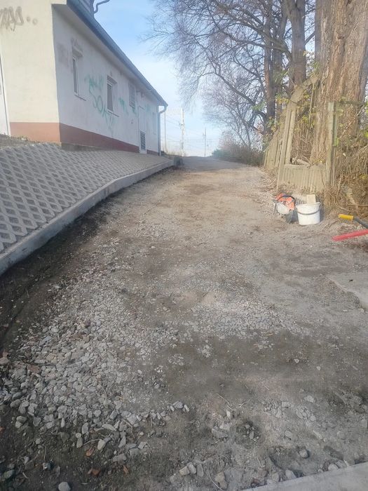 Usługi Koparko -ładowarką, Brukarstwo