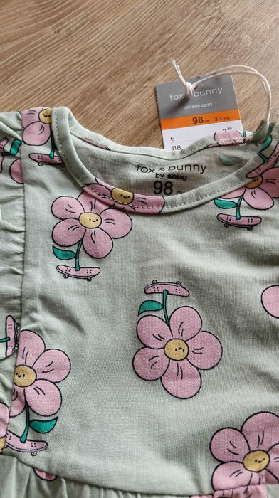 Dwie nowe tuniki rozmiar 98 bliźniaczki