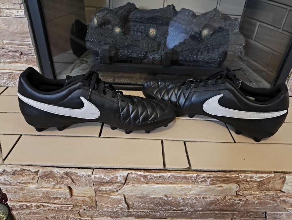 Бутси  Nike Majestry