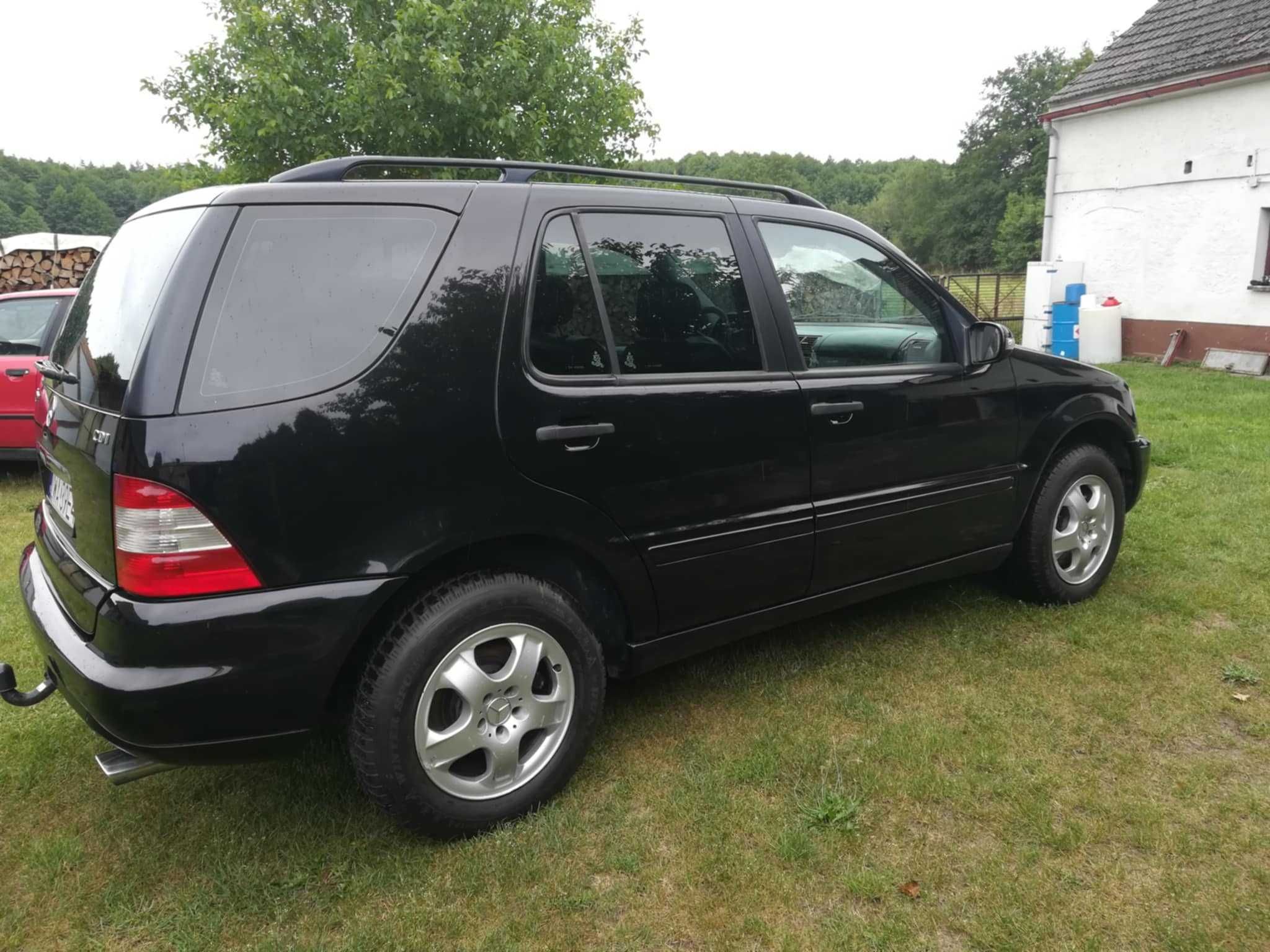 Mercedes ML 270CDI MANUAL
