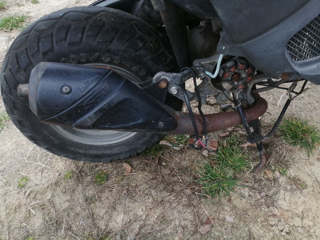 Malaguti Crosser silnik, plastiki, instalacja, lampy, siedzenie