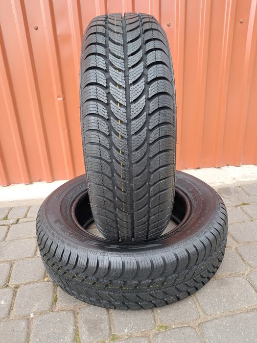 Opony zimowe nowe  Dębica Frigo 2 195/ 65/ 15  2025rok