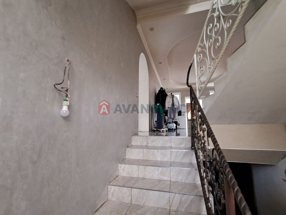 Сучасний будинок з камінним залом та садом, Глеваха (Кожухівка)