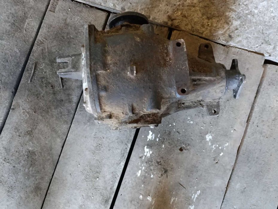 Задній міст BMW E34