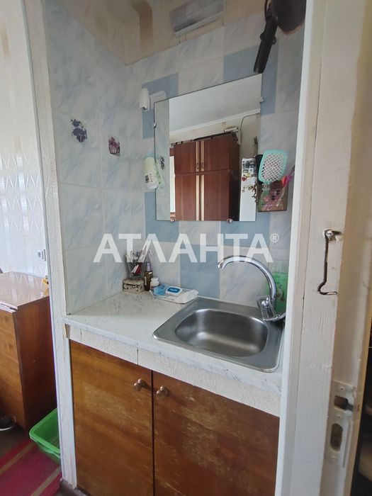 Продам комнату в коммунальной квартире на ул. Космонавтов