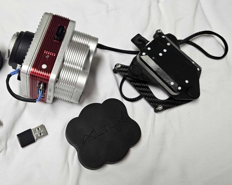 Micasense Altum + Kit