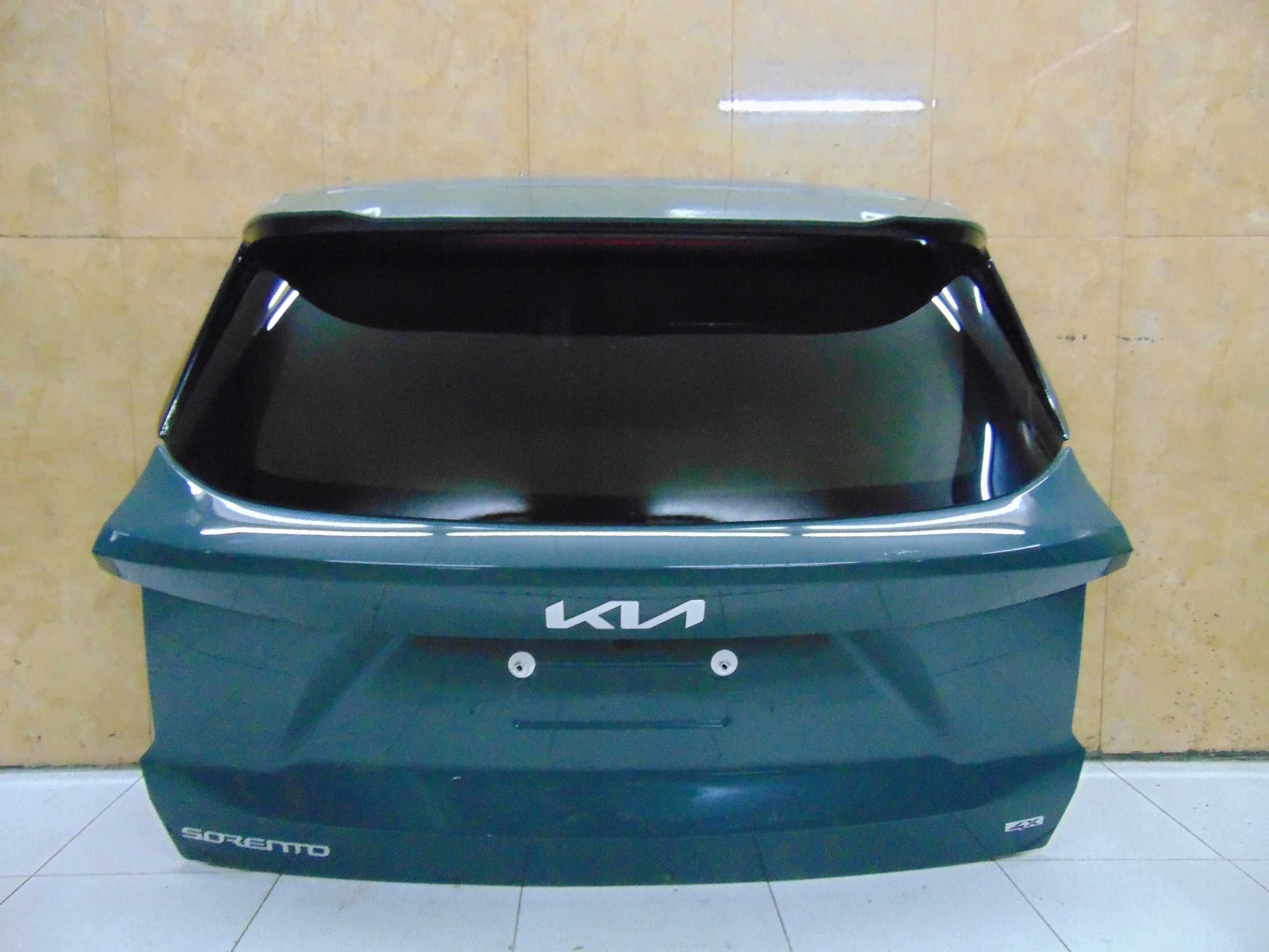 KIA SORENTO IV Кришка багажника