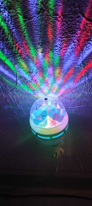 Żarówka obrotowa LED