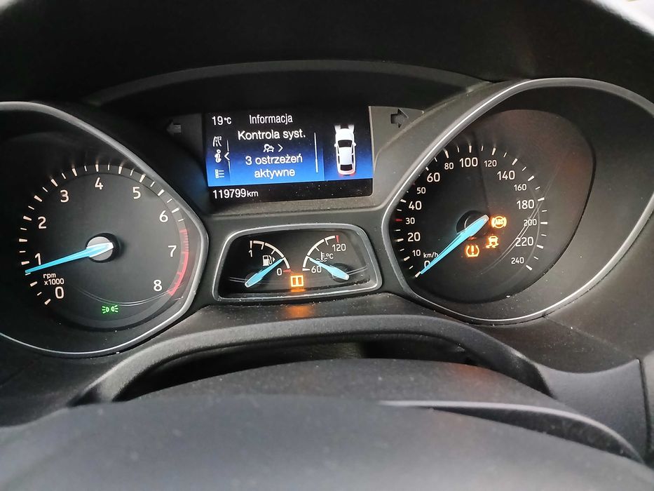 Focus Lift St-line style,1.5ben-150koni,Klimatron,xenon,led,serwis