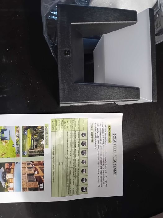 Lampka solarna ogrodowa