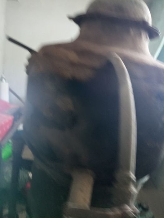 Vendo alambique muito as antigo com todos os acessórios