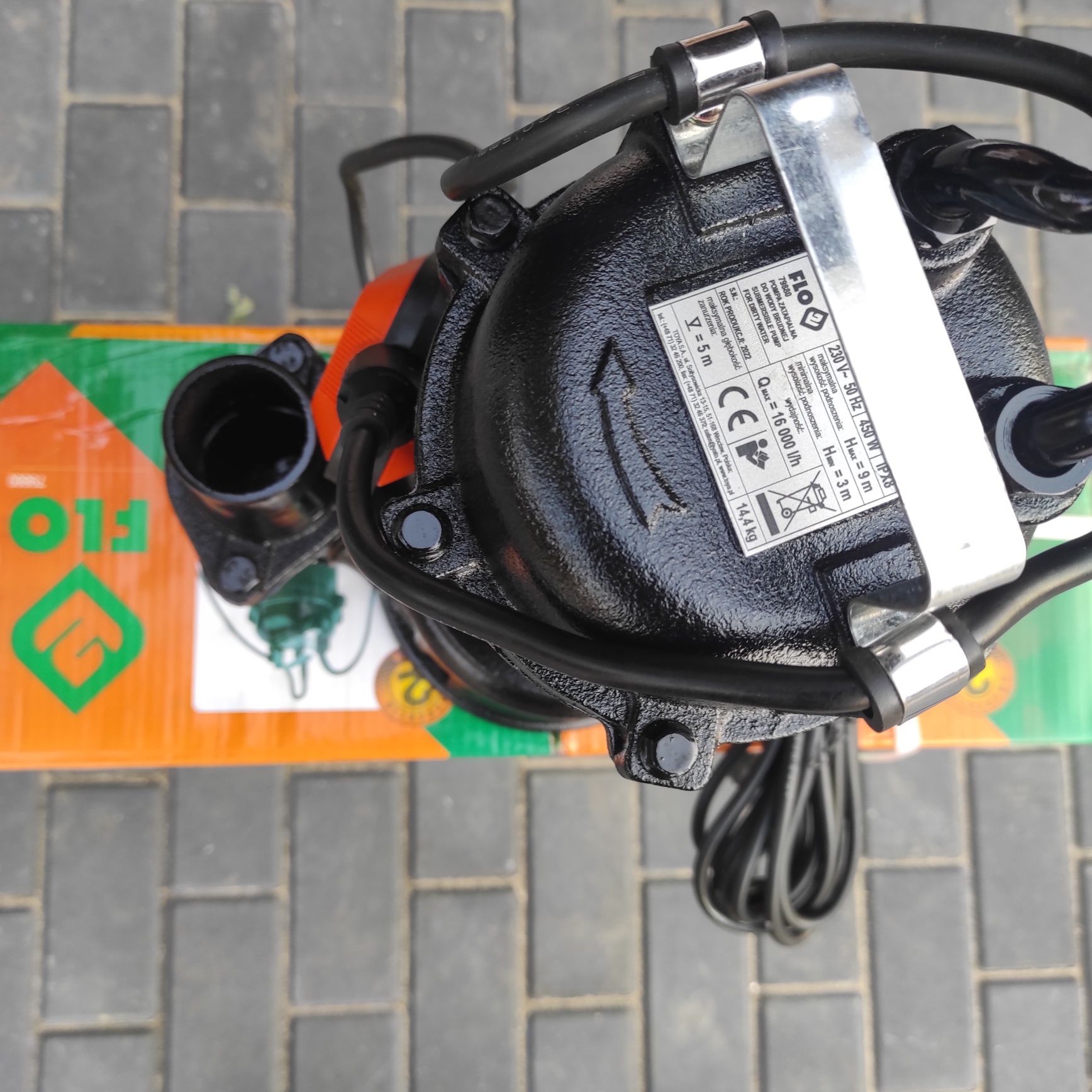 Promocja Pompa żeliwna do ścieków YATO/FLO 79880