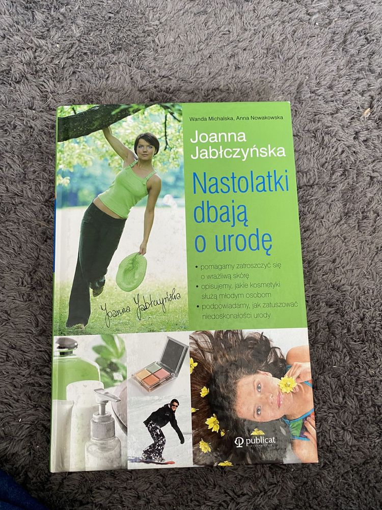 Książka Nastolatki dbają o urodę