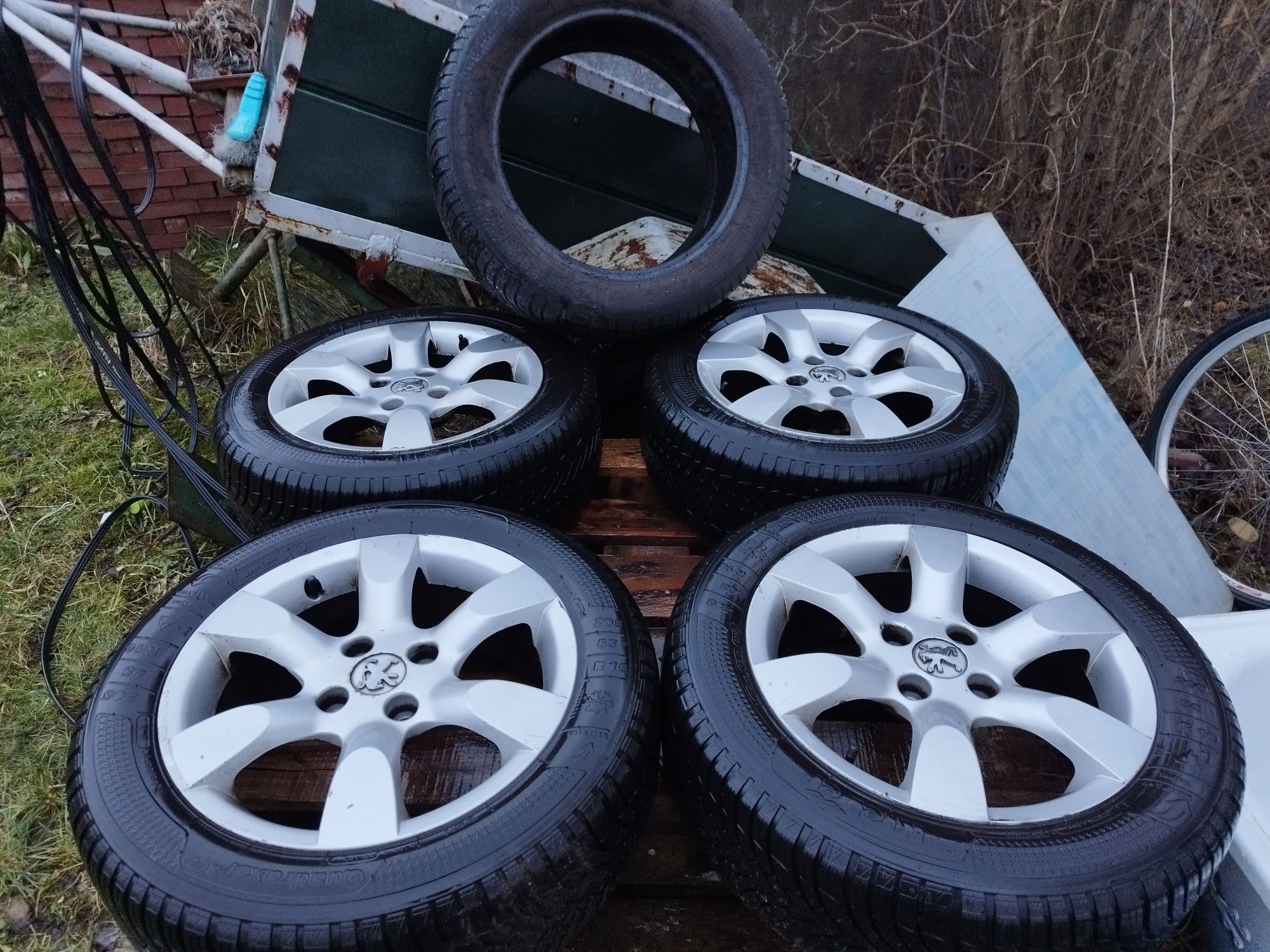 Komplet 4 alufelgi +5 opon Kleber 205/55 R16 XL 94V