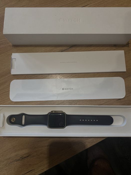 Продам Апл Воч 2 серии