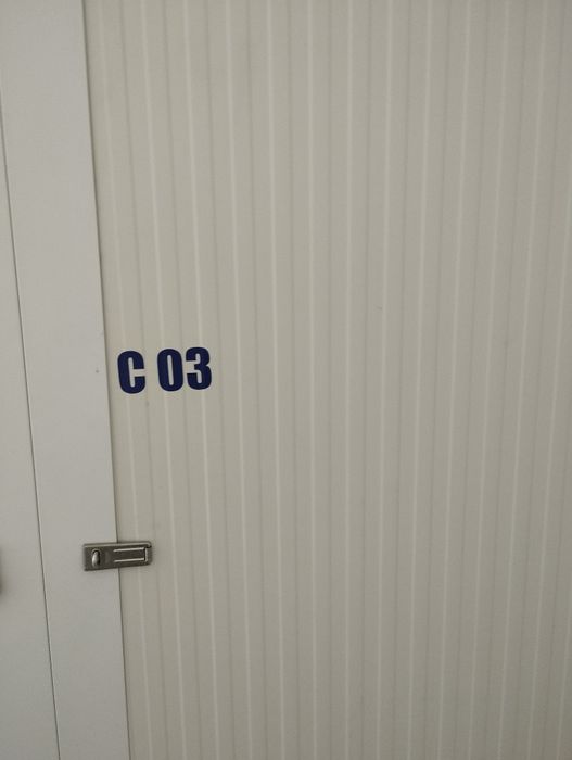 Arrumos/self storage/ armazém