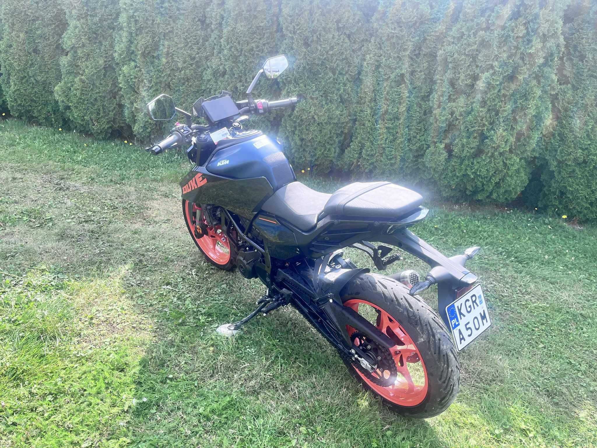 KTM DUKE 125  2024  jak nowy