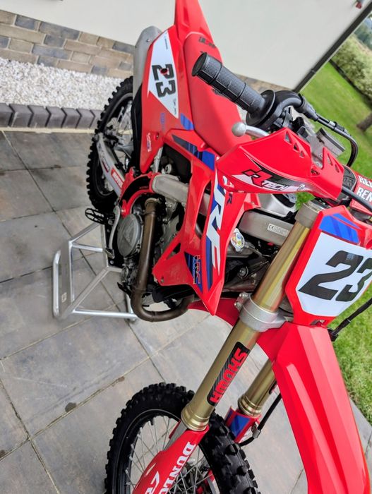 Honda CRF 250 rok 2023  One Gripper, FACTORY