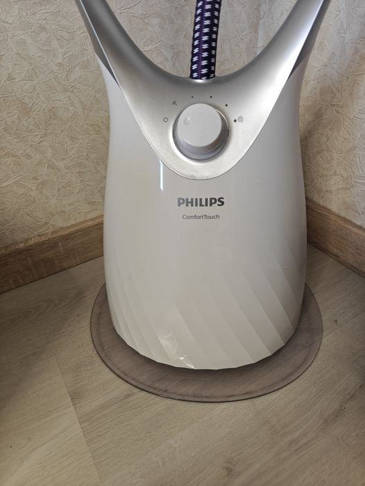 відпарювач Philips ComfortTouch GC557/30