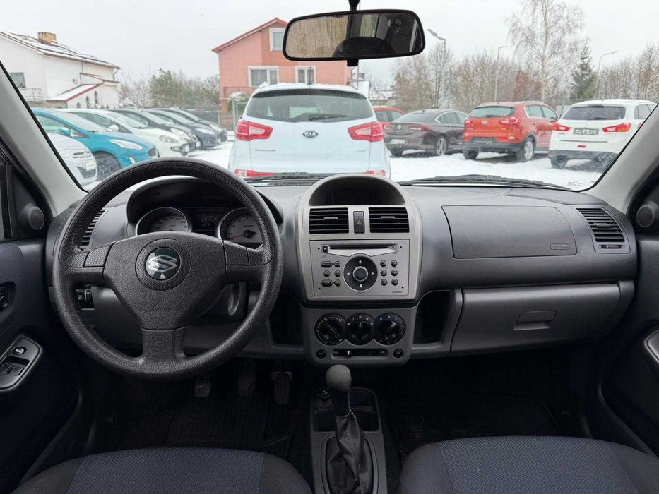 Suzuki Ignis 1,3 Benzyna 94 KM  2005 rok   Ładny Zadbany Samochód