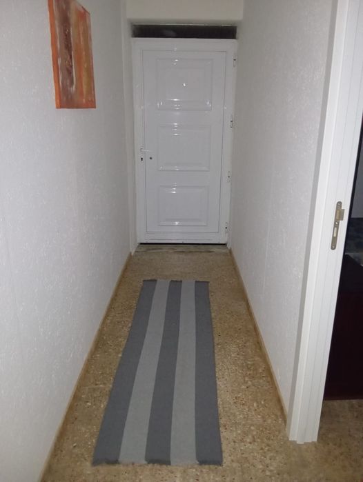 Alugo quarto solteiro