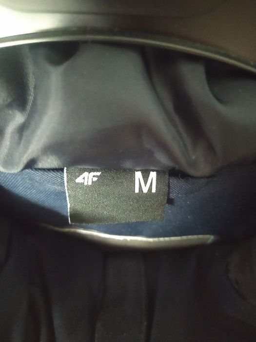 Куртка чоловіча  бренд 4F осінньо- зимова