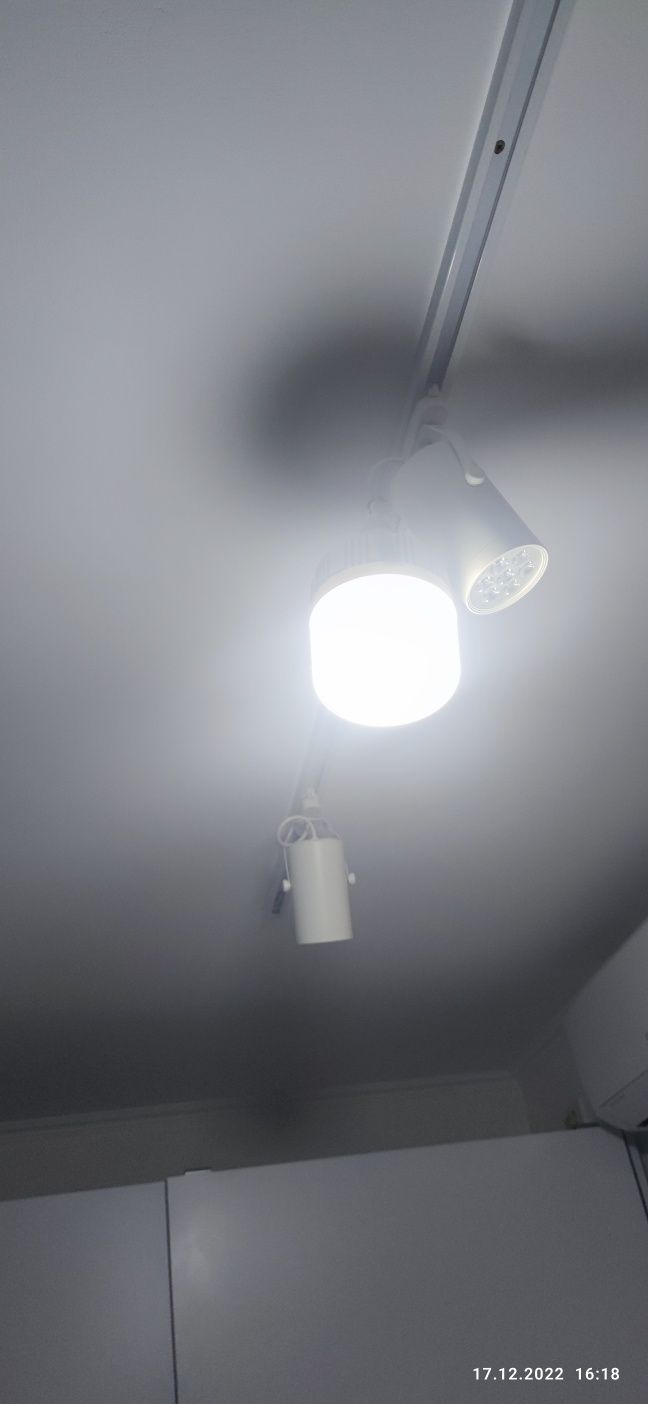 Портативний ліхтар лампа акумуляторне світло 260 W
