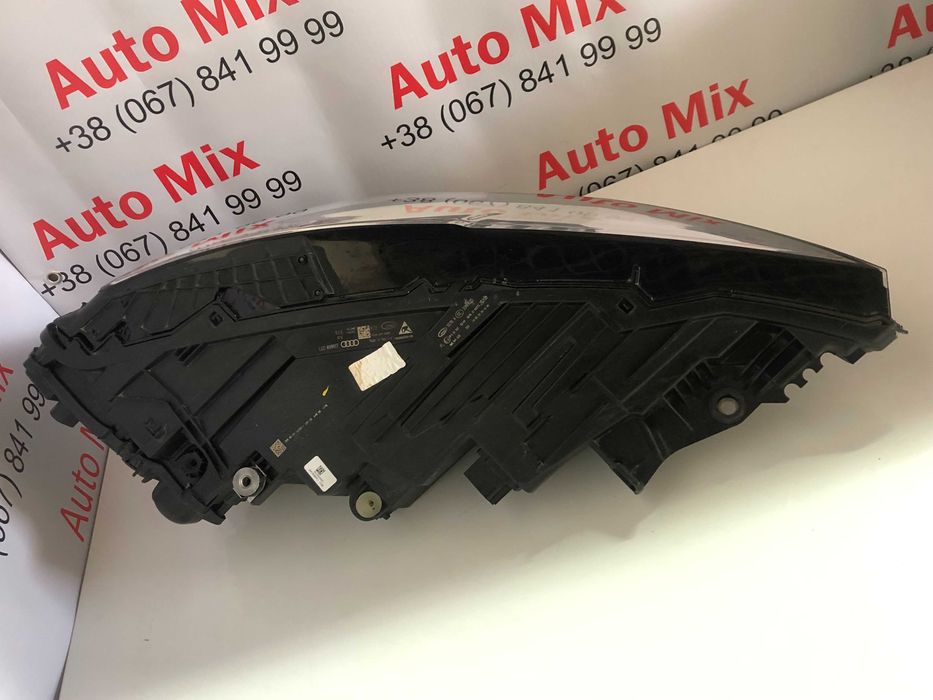 Фара Audi Q8 SQ8 Matrix Led Lift 4M8941035 4M8941783