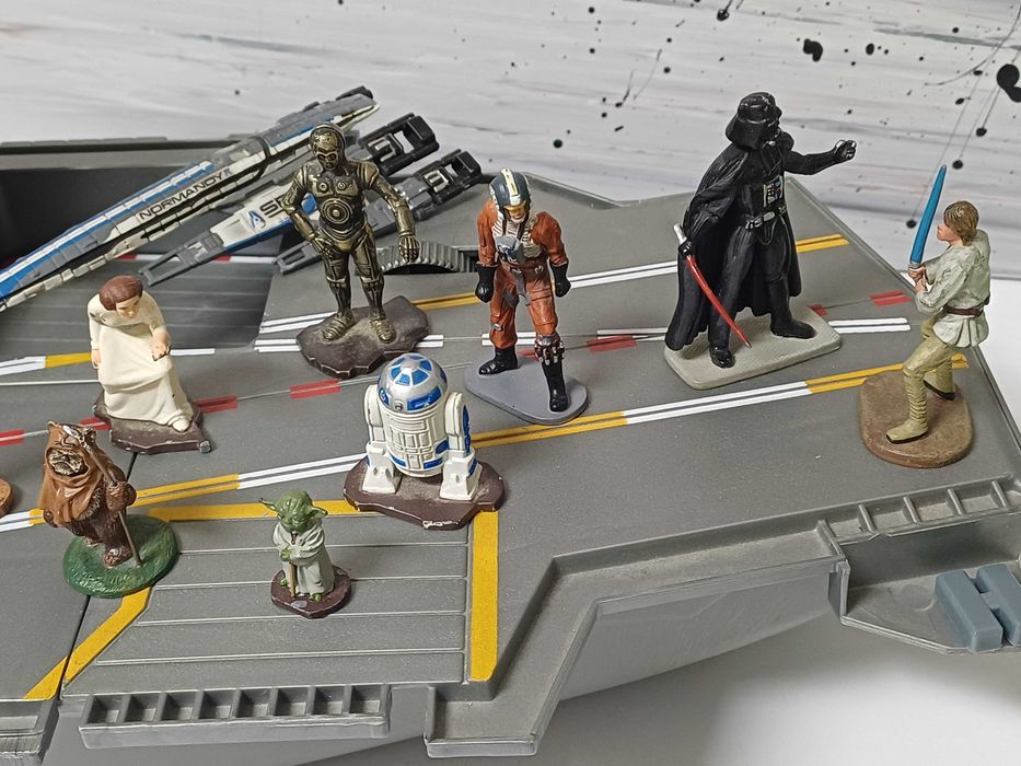 Guerra das Estrelas figuras e naves em chumbo 15 unidades