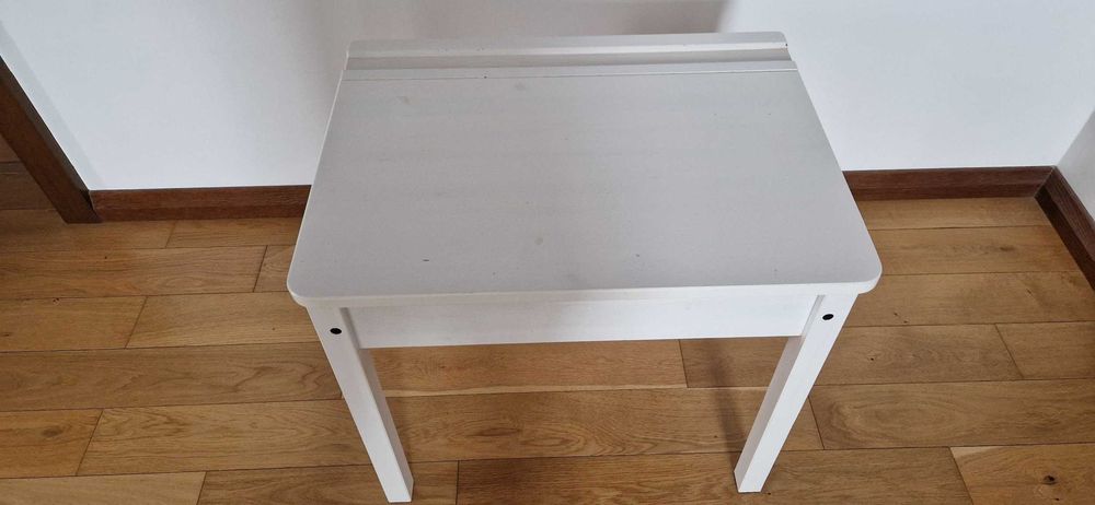 Stolik, biurko dla dziecka, białe, 60x45 cm
