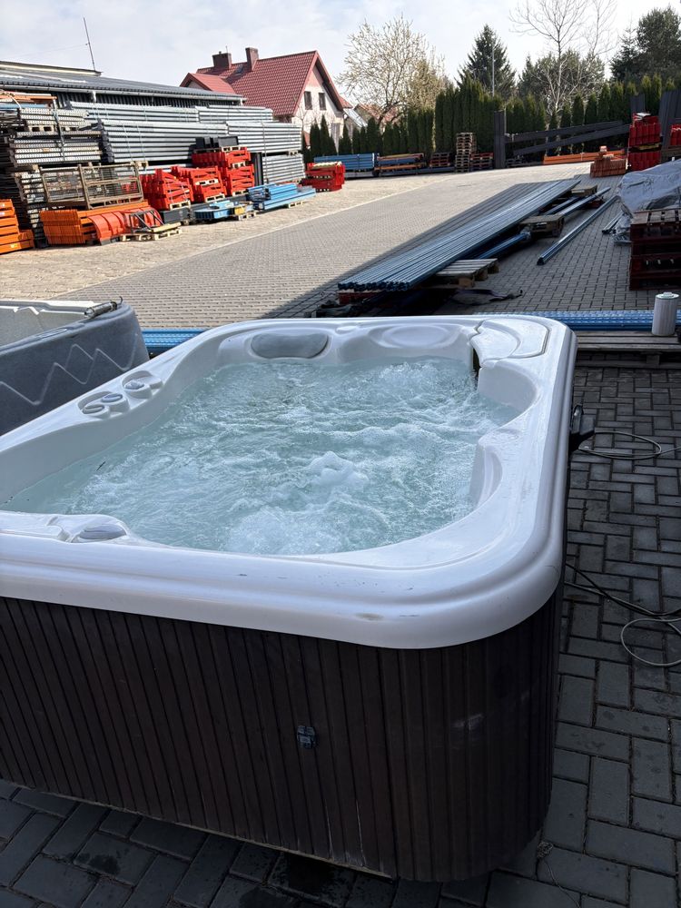 Wanna ogrodowa jacuzzi spa basen Hotspring 3-4 os