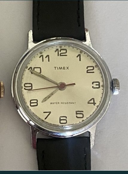 Relógio Timex, mecânico.