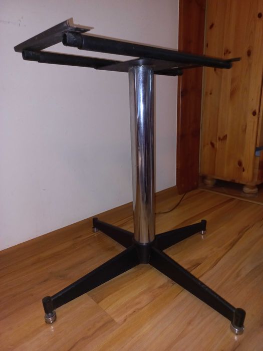 Stojak pod telewizor PRL metalowy chrom