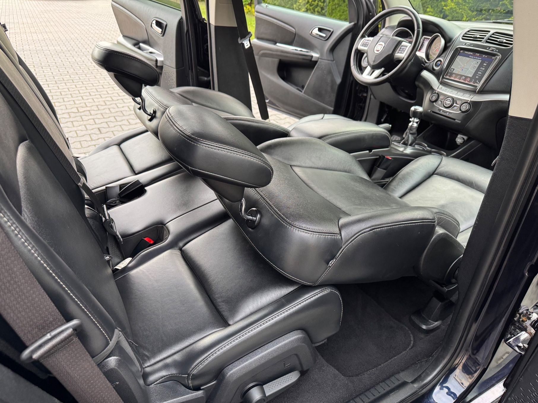 Fiat Freemont 2.0D 170KM ALU NAVI 7 Osobowy Serwisowany Bezwypadkowy