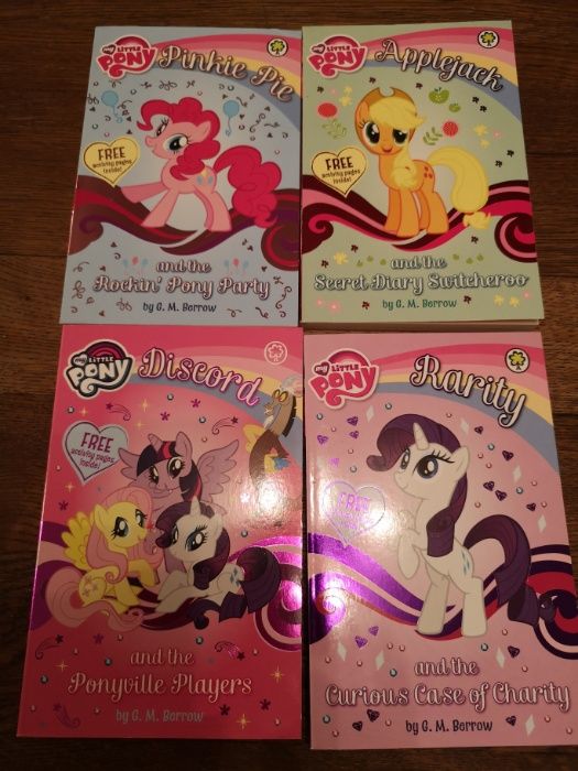 My Little Ponny książki po angielsku 8 sztuk