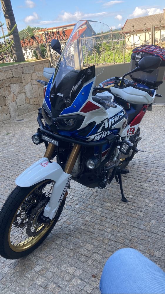 Africa Twin Adventure Sport 1000 / TROCA mota de agua