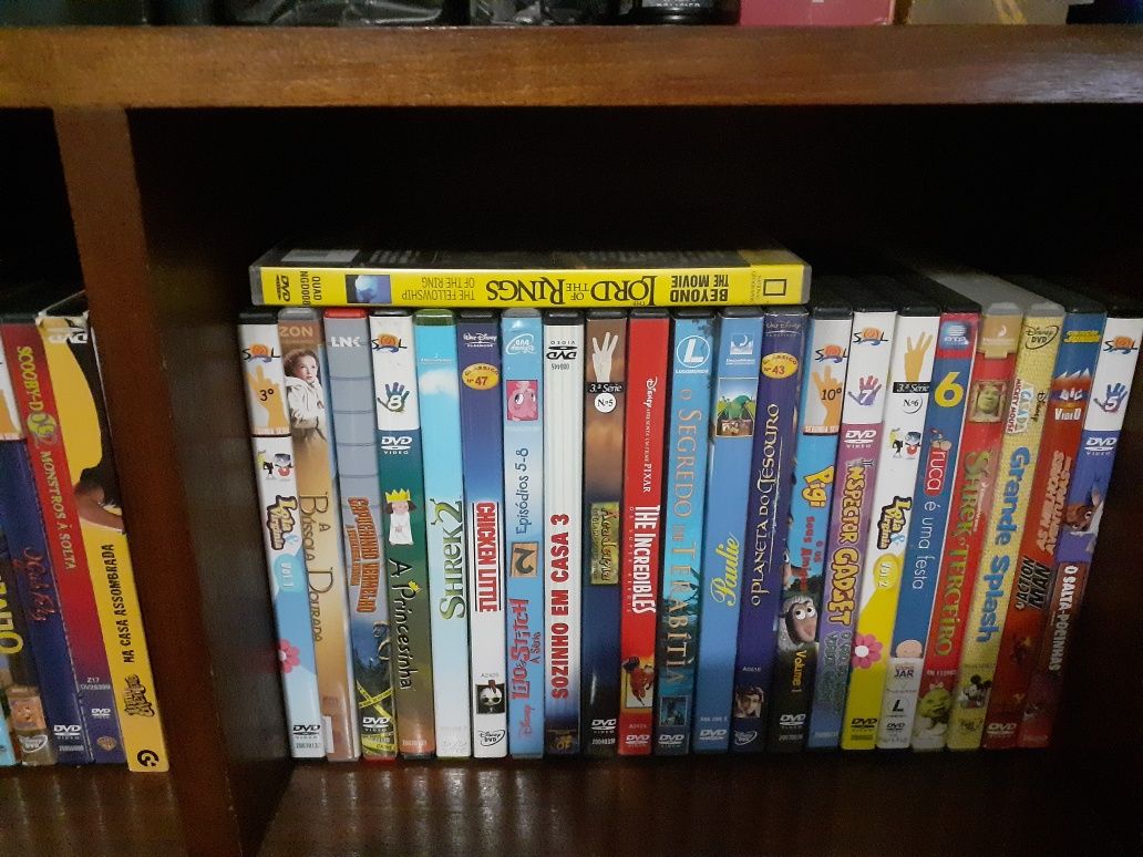 Coleção 338 DVDs (Acção/História/ Comédias/ Infantil)