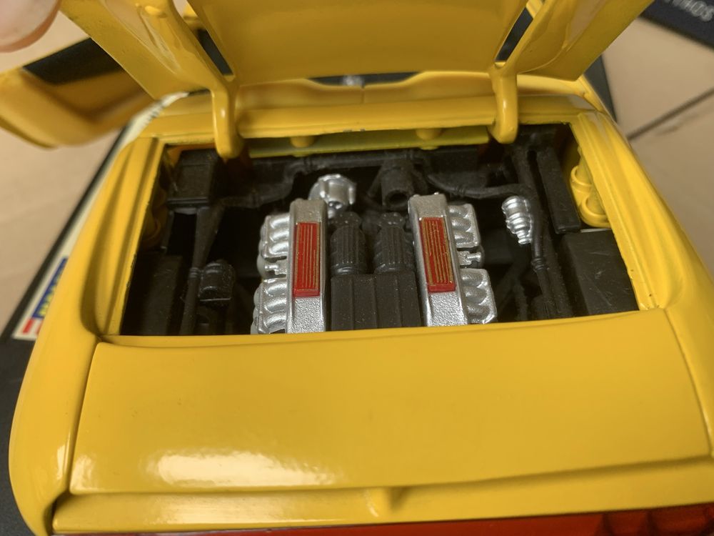 Model Revell Pininfarina mythos ferrari 1:18 z pudełkiem