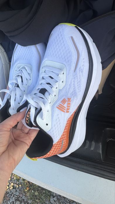 Кросіски RBX 42 розмір 26 см