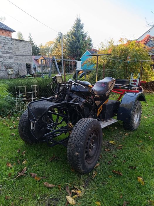 Quad z silnikiem Suzuki 600