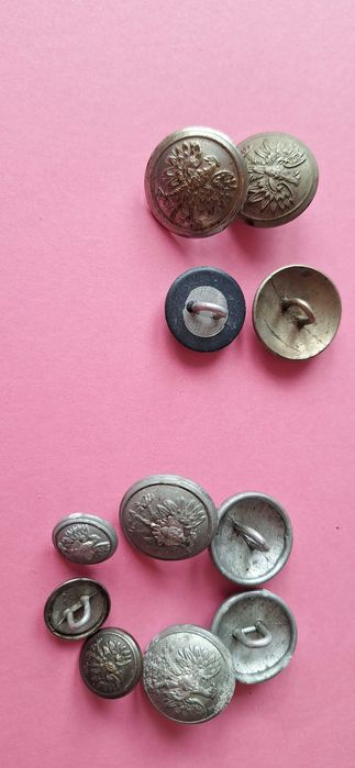 11 guzików z orłem bez korony metal