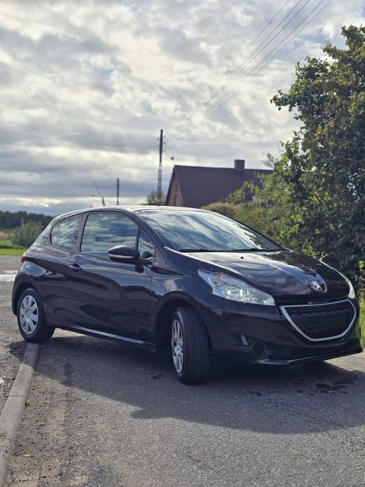 Samochód osobowy Peugeot 208 1.0 benzyna