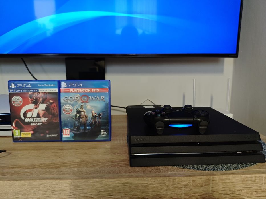 PlayStation 4 pro 1 TB