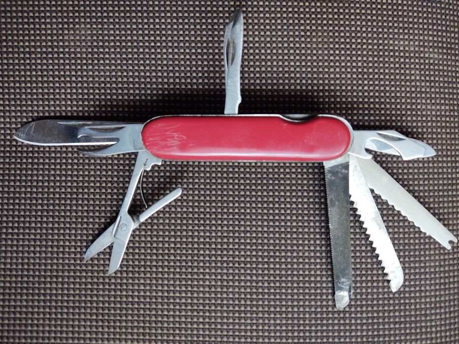 Scyzoryk wielofunkcyjny