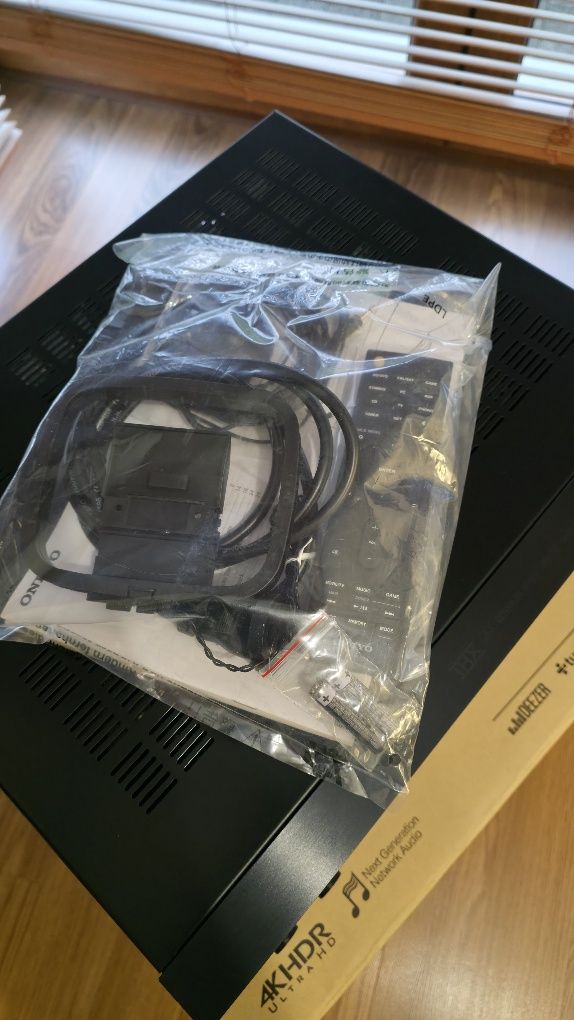 Onkyo TX-RZ820 –  klasa premium – stan bardzo dobry – pełen komolet