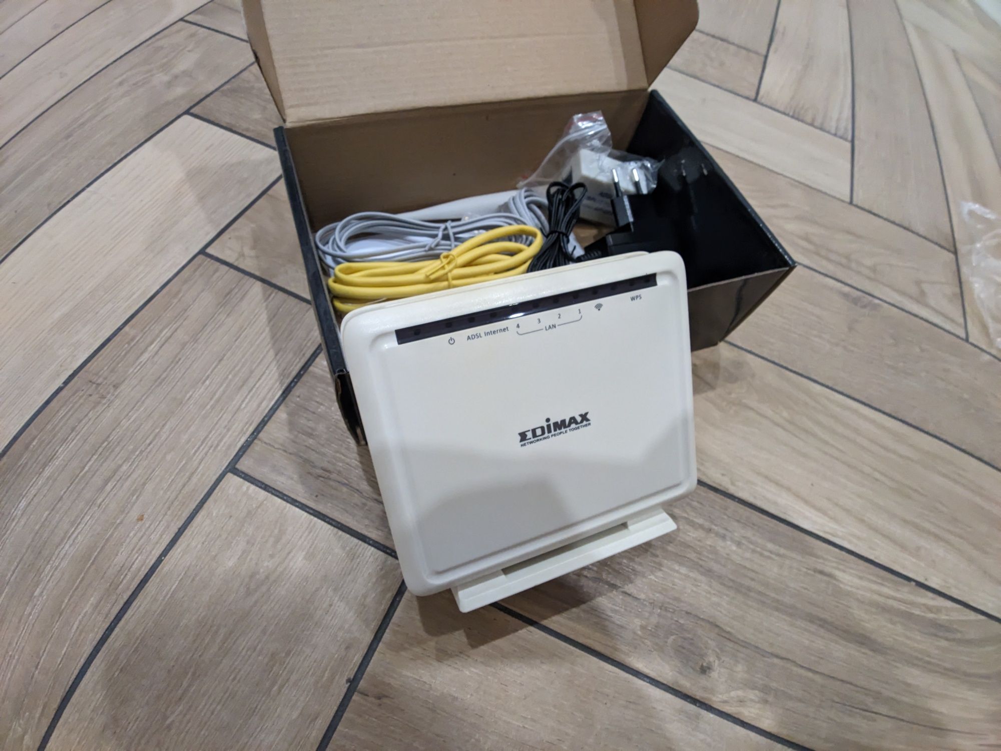 Router Edimax AR-7186WnA
FunkcjeSpecyfikacjaDo pobraniaGdzie kupić
Th
