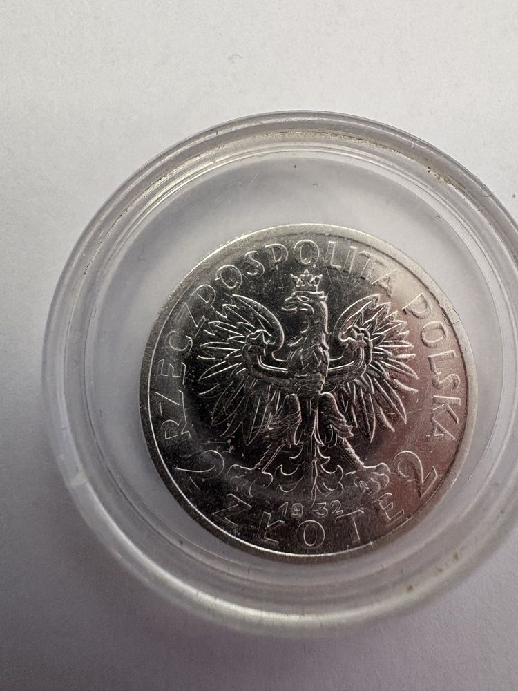 Srebrne Monety kolekcjonerskie „Głowa kobiety w wianku