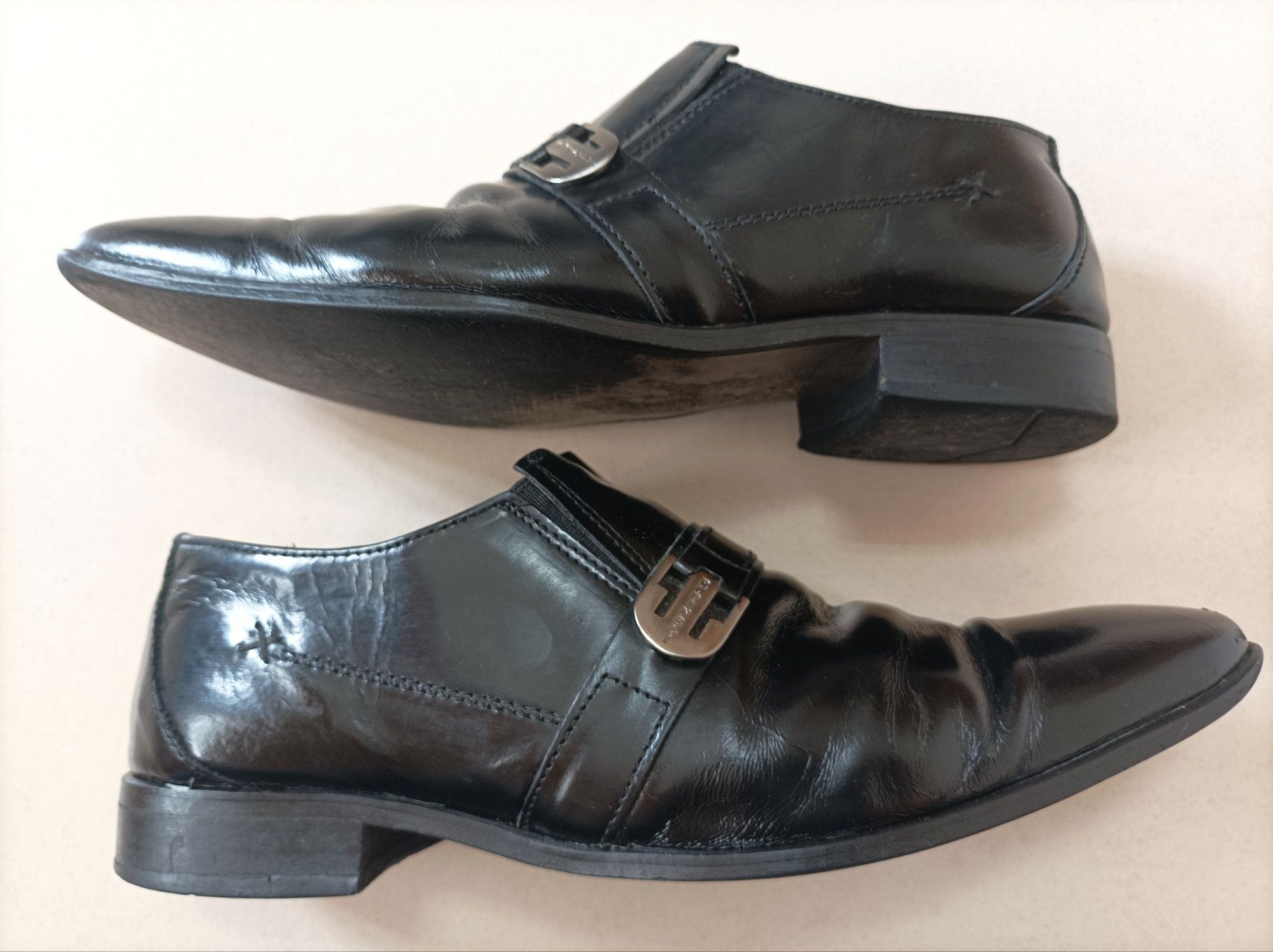 Sapatos pretos para Homem em pele genuína - Rudineli (T.41)