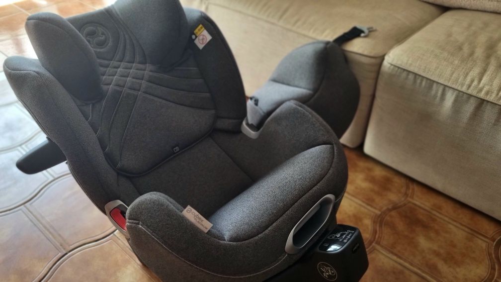 Cybex Platinum Anoris T