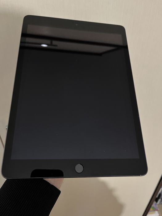 Apple iPad 9 64Гб WiFi